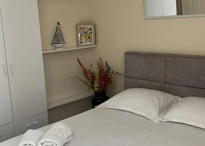 Urban Retreat Apartment *